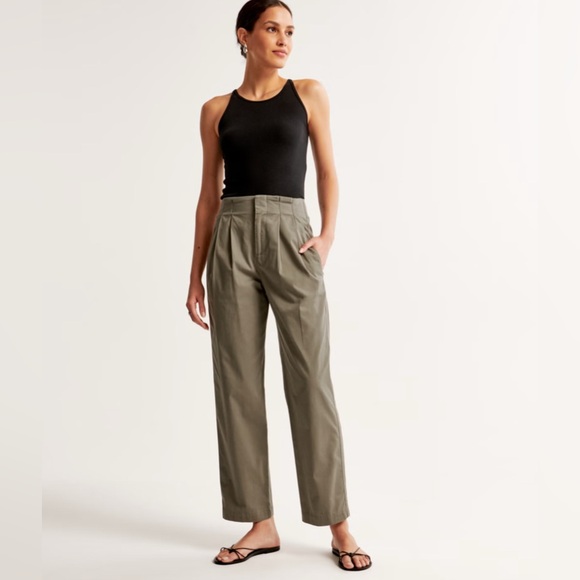 Abercrombie & Fitch Pants - Abercrombie & Fitch Olive Green High-Waisted Pants